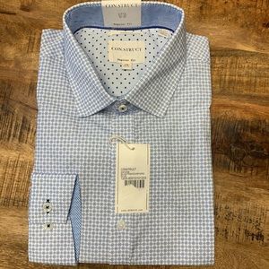 Con. Struct Men’s Blue and White Botton Down Shirt
